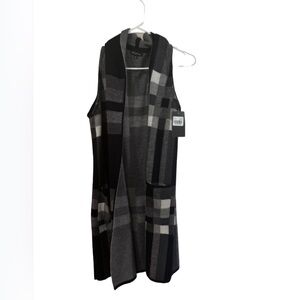 Sleeveless plaid cardigan